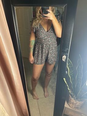 Trixxi grey Mini Romper Floral Print